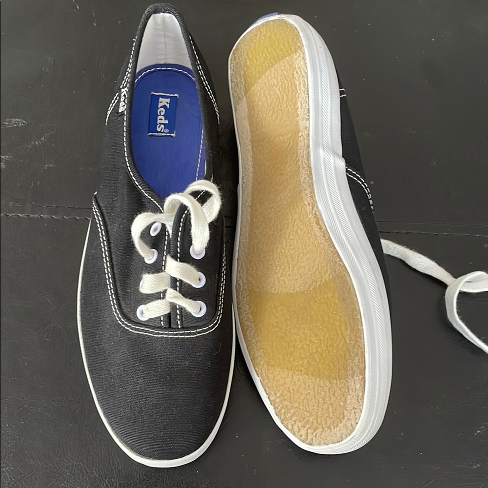 Keds Black and White Women's Sneakers